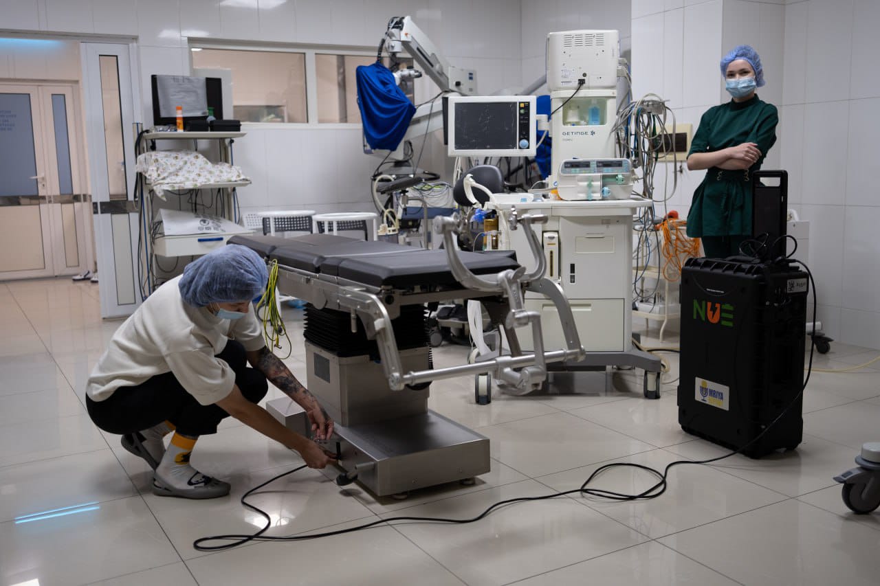 Bring Light To Ukraine - 1